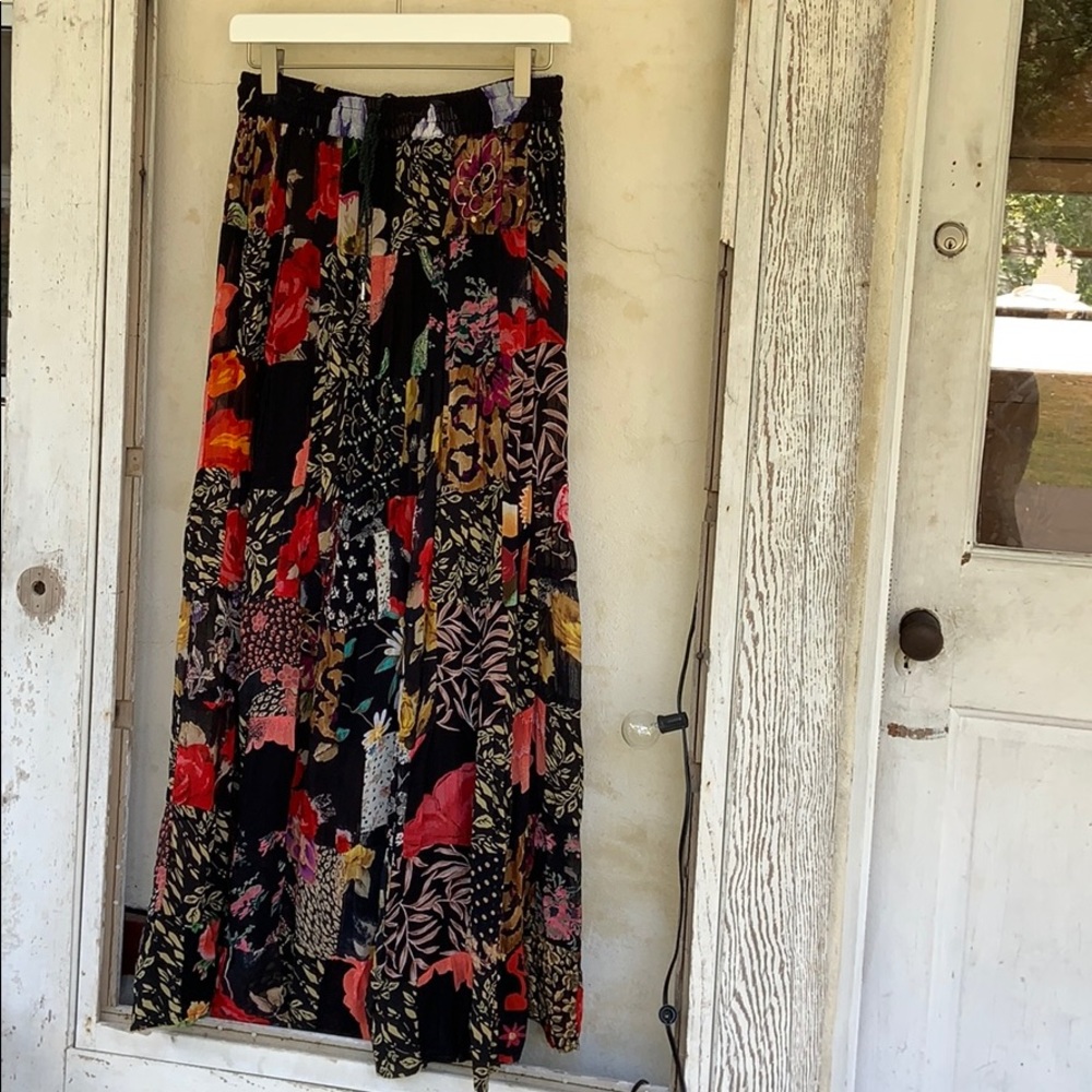 VTG 🌼 funky patchwork flowy skirt - Picture 1 of 7